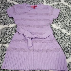 Girl's sweater